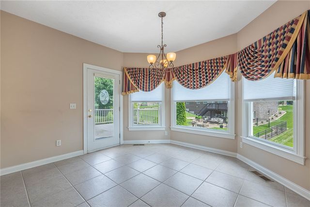 90 S Pond Court, Springboro, OH 45066