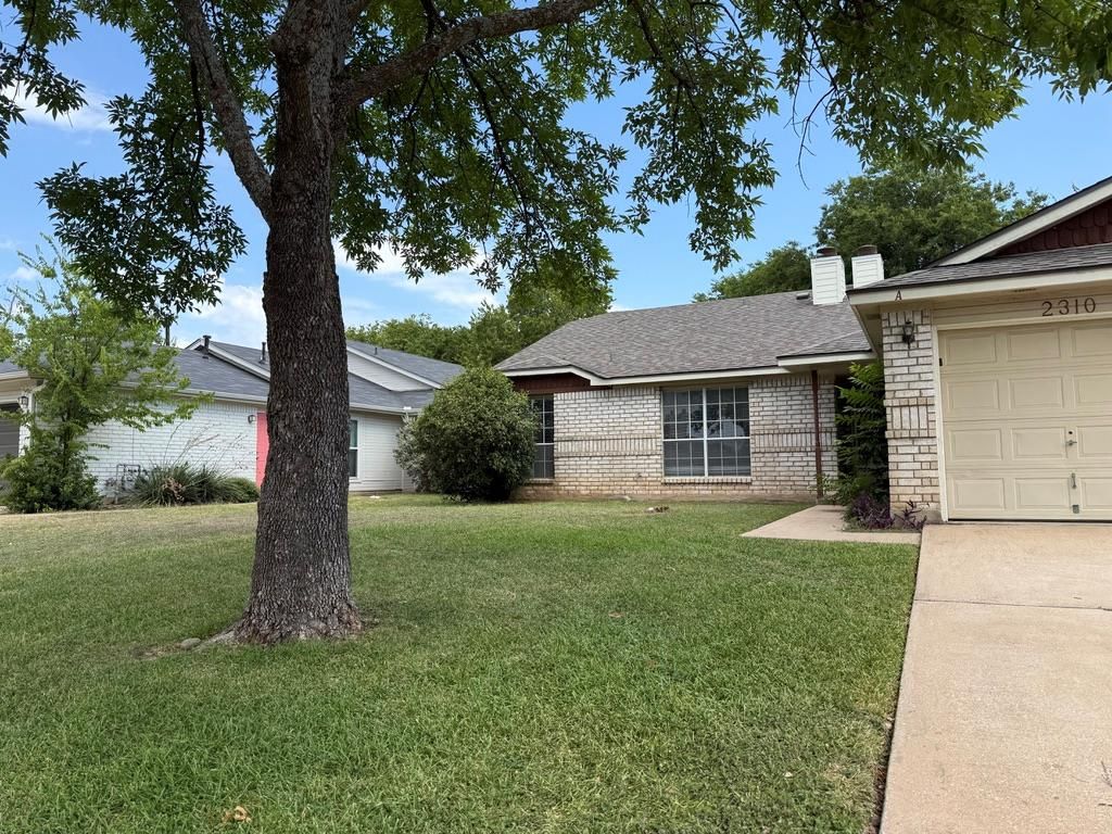 2310 Fuzz Fairway A, Austin, TX 78728