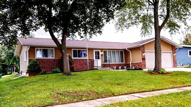 521 W Ryder STREET, Jefferson, WI 53549