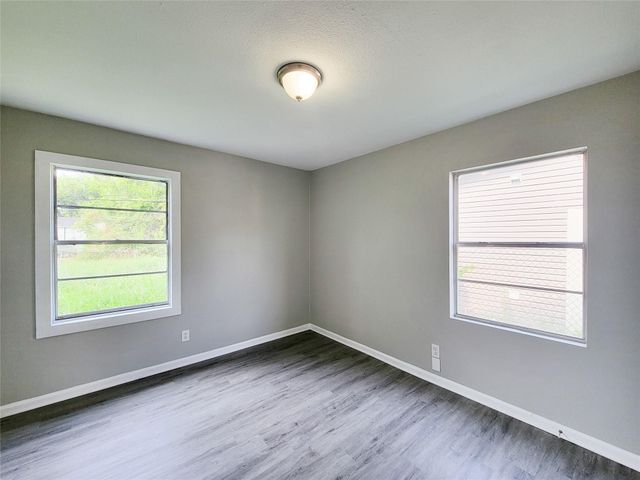 4909 Holloway Drive, Houston, TX 77048
