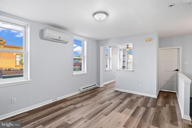 2724 ASH ST, Philadelphia, PA 19137