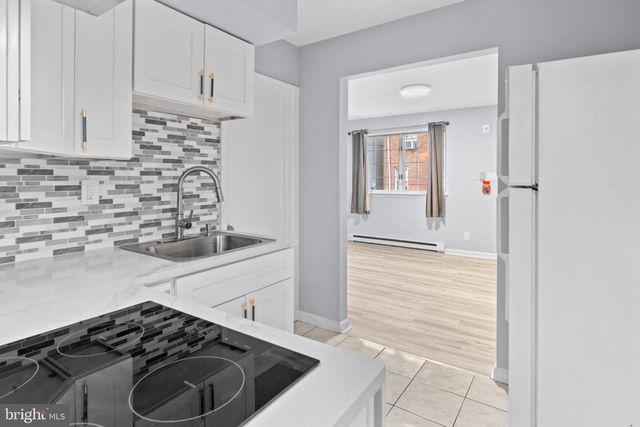 2724 ASH ST, Philadelphia, PA 19137