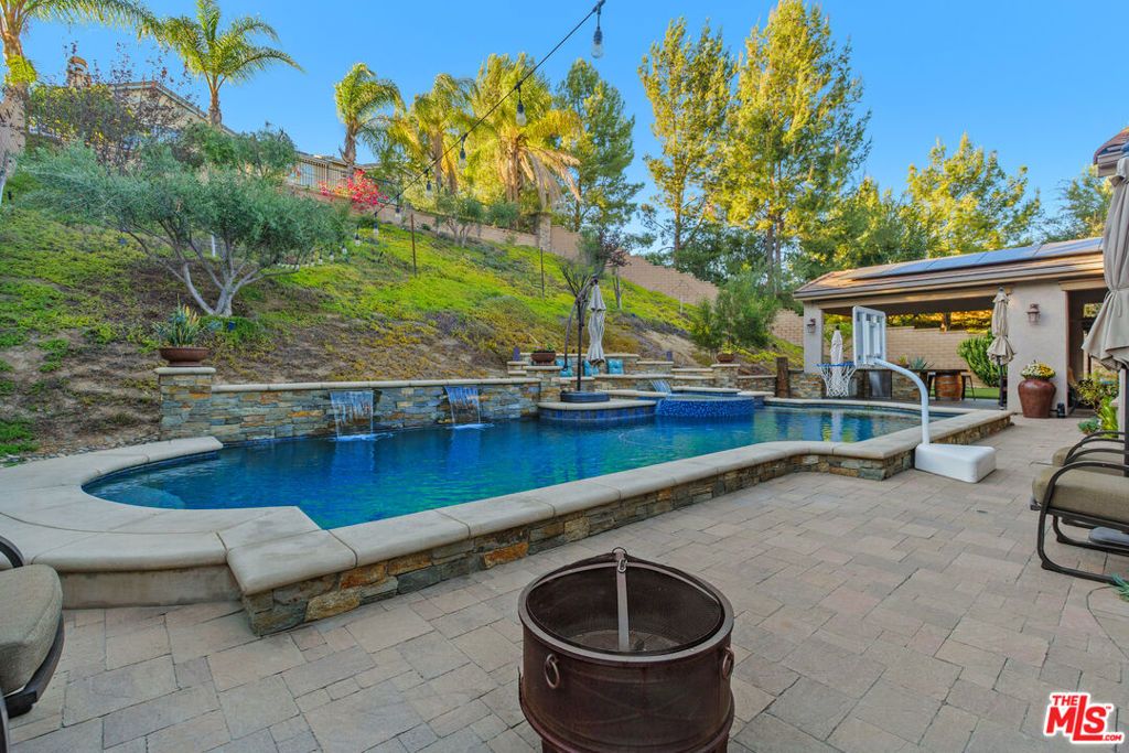 22359 Foxhall Drive, Corona, CA 92883 — exterior
