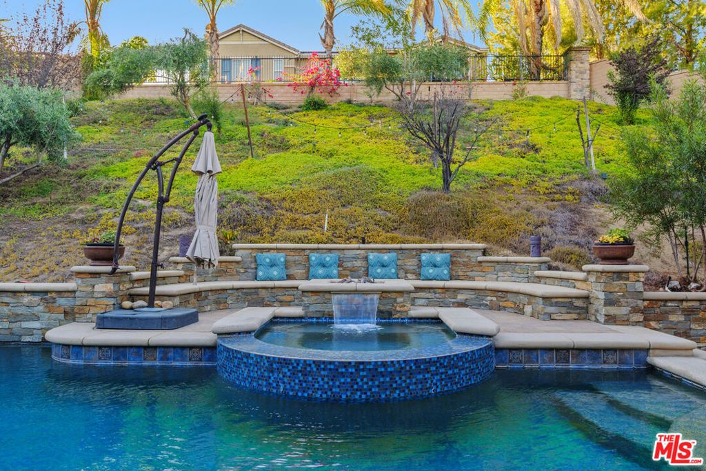 22359 Foxhall Drive, Corona, CA 92883 — photo 2
