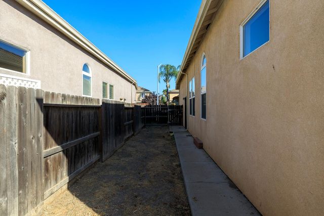 3144 La Costa Ln, Modesto, CA 95355