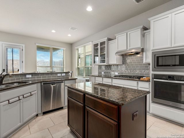 1714 Kosmas Drive, San Antonio, TX 78245