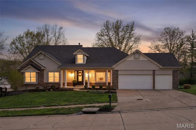 17008 Kimwood Court, Chesterfield, MO 63005