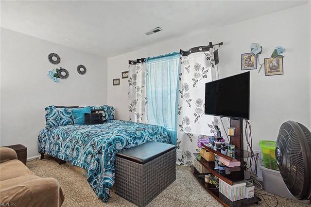 423 Eureka LOOP, Newport News, VA 23601