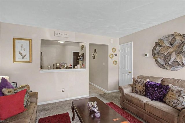 423 Eureka LOOP, Newport News, VA 23601