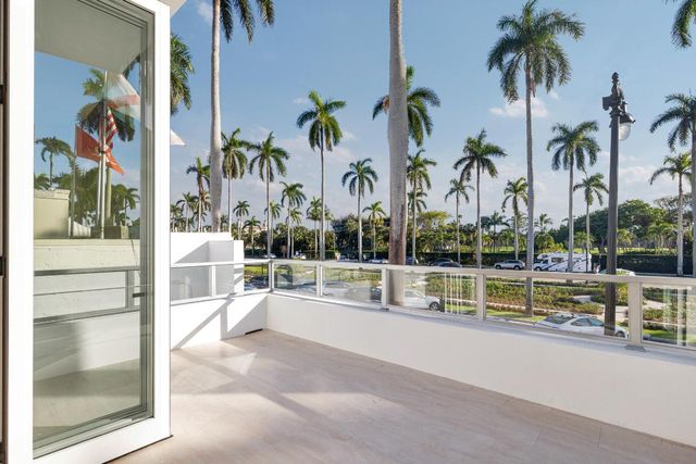 261 Royal Poinciana Way, Palm Beach, FL 33480