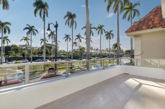 261 Royal Poinciana Way, Palm Beach, FL 33480