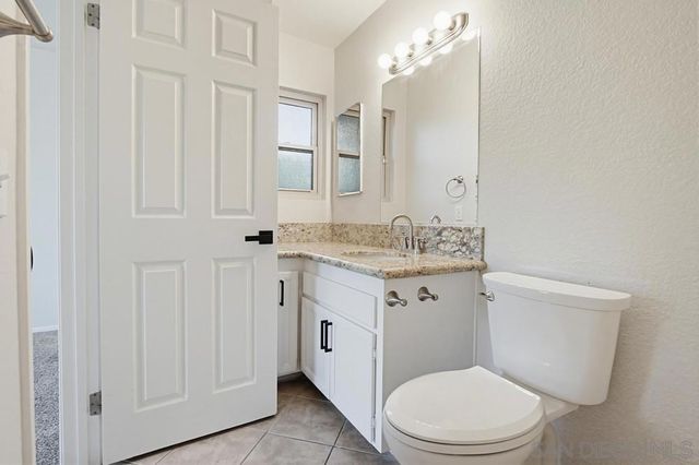 2077 Audubon, Escondido, CA 92027