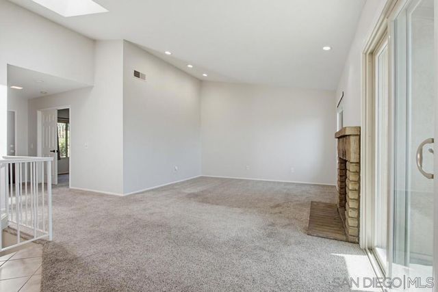 2077 Audubon, Escondido, CA 92027