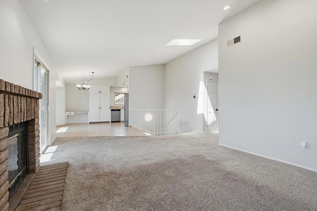 2077 Audubon, Escondido, CA 92027