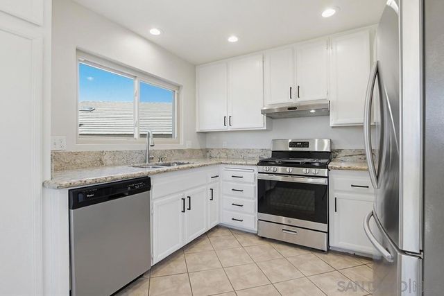 2077 Audubon, Escondido, CA 92027