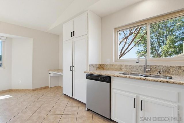 2077 Audubon, Escondido, CA 92027