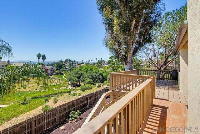 2077 Audubon, Escondido, CA 92027