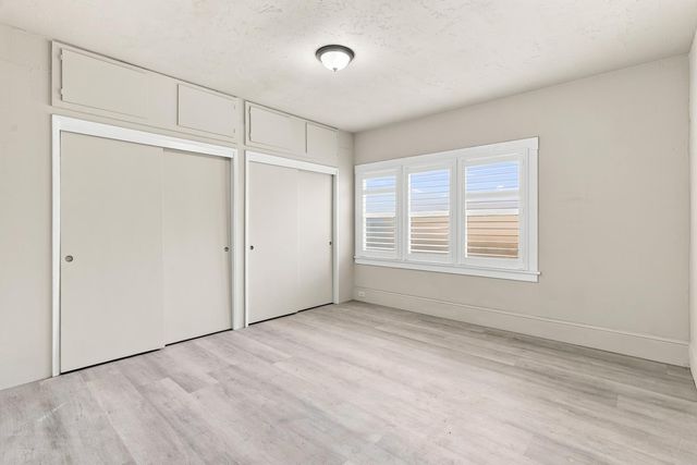 1061 w willow, Stockton, CA 95203
