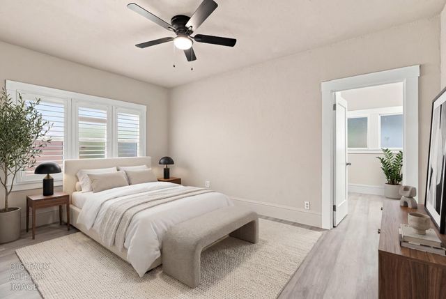 1061 w willow, Stockton, CA 95203
