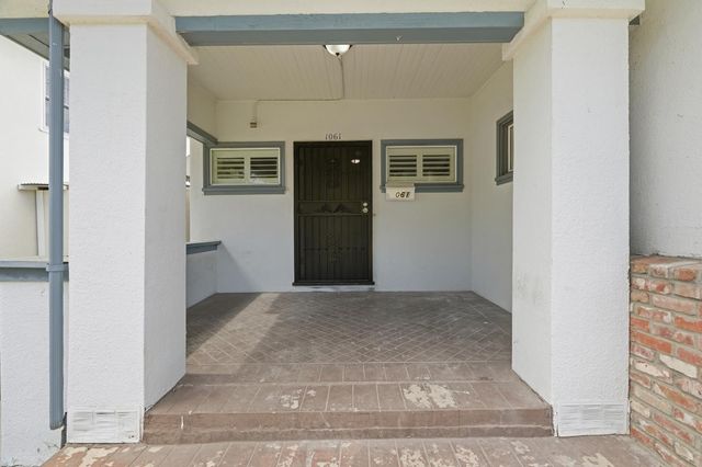 1061 w willow, Stockton, CA 95203