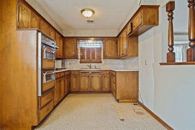 3913 SE 14th Place, Oklahoma City, OK 73115