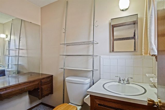 3913 SE 14th Place, Oklahoma City, OK 73115