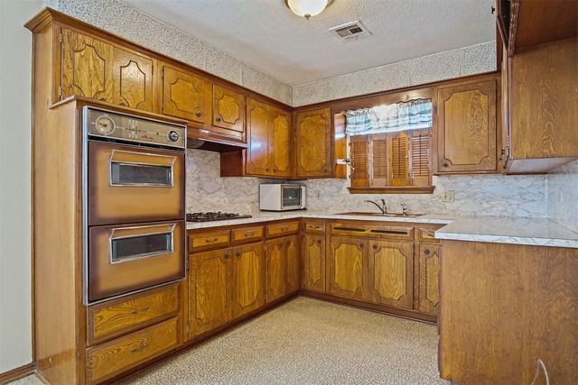 3913 SE 14th Place, Oklahoma City, OK 73115