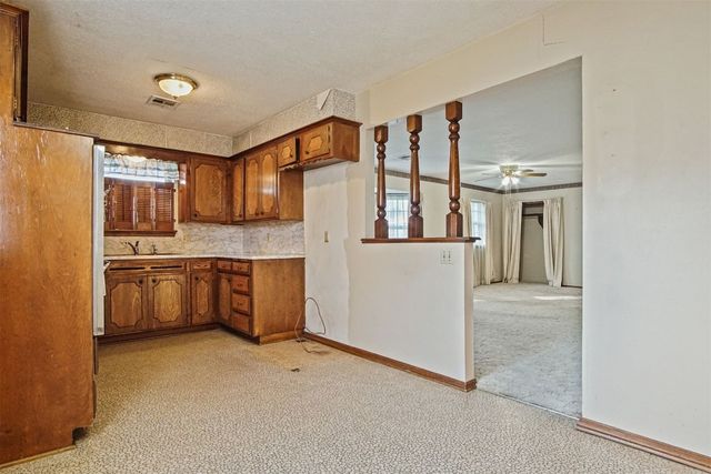 3913 SE 14th Place, Oklahoma City, OK 73115