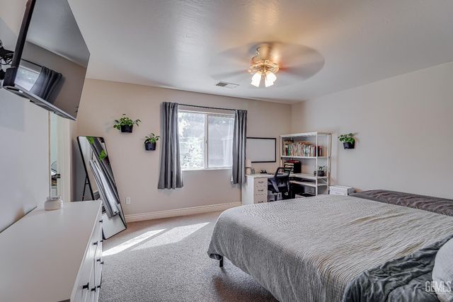 12321 High Country Drive, Bakersfield, CA 93312