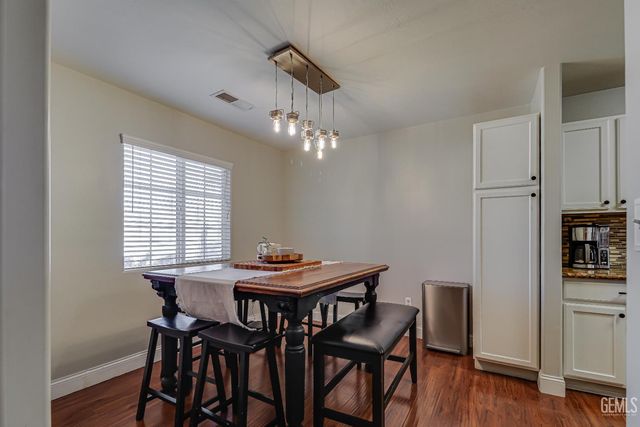 12321 High Country Drive, Bakersfield, CA 93312