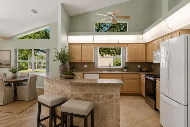 9413 SUMMERBREEZE TERRACE, New Port Richey, FL 34655