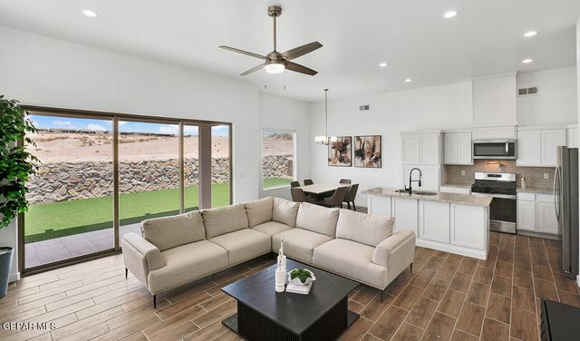 3821 Perspective Street, El Paso, TX 79938