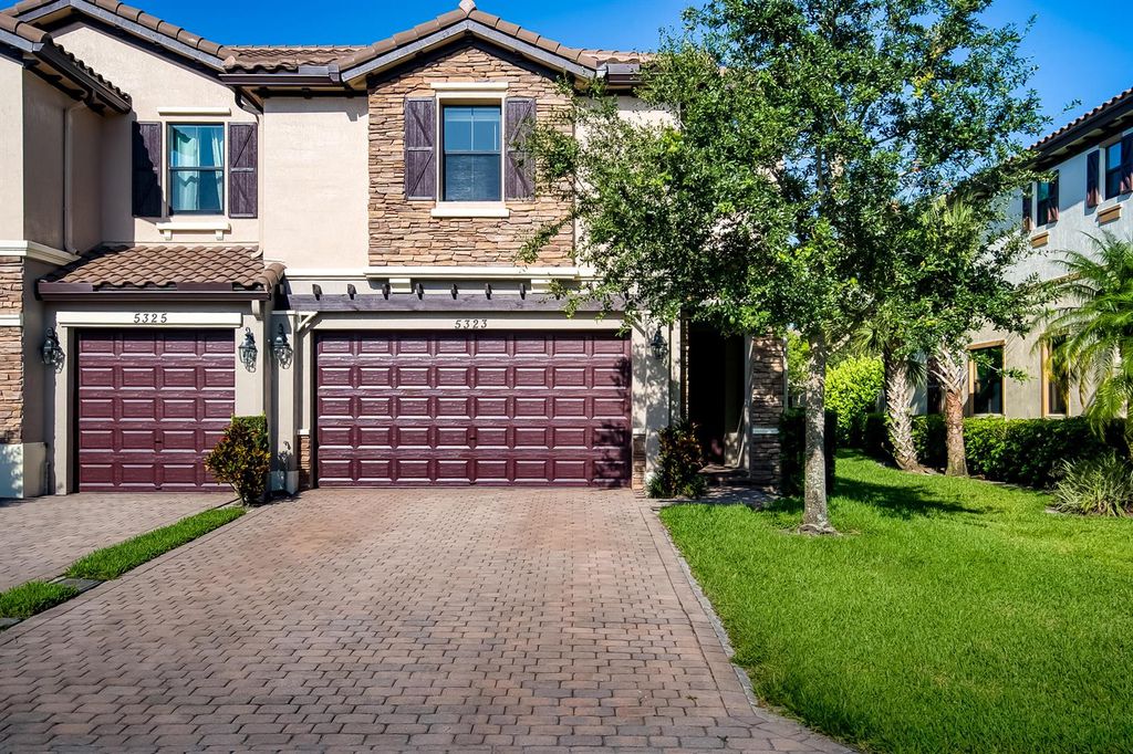 5323 SANTA MARIA Avenue, Boynton Beach, FL 33436