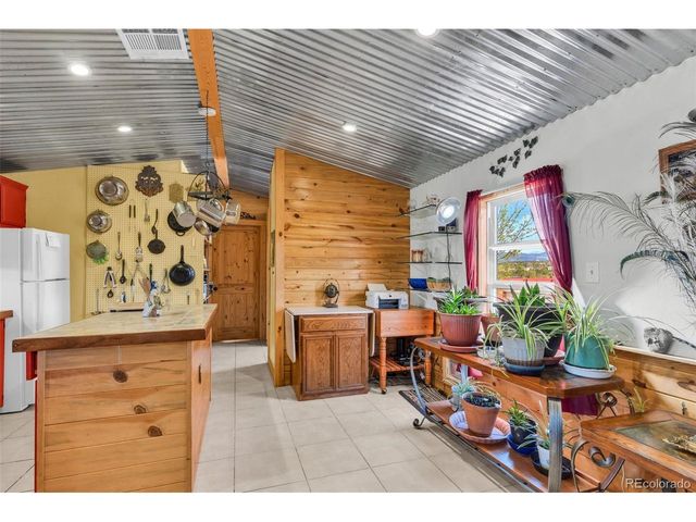 325 5th St, Penrose, CO 81240