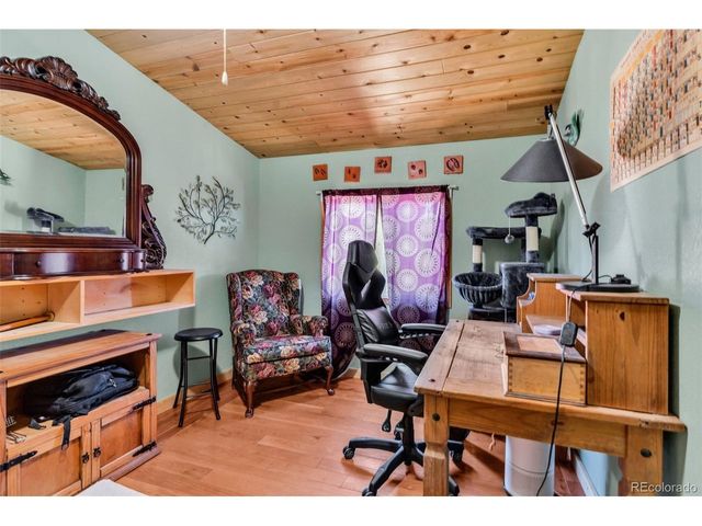 325 5th St, Penrose, CO 81240