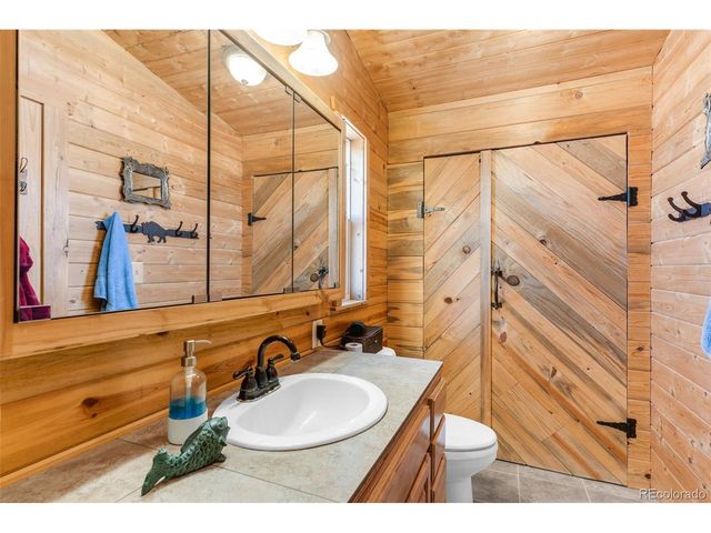 325 5th St, Penrose, CO 81240