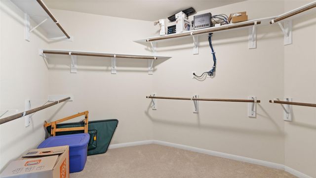 1668 Maggie Trail Drive, Alvin, TX 77511