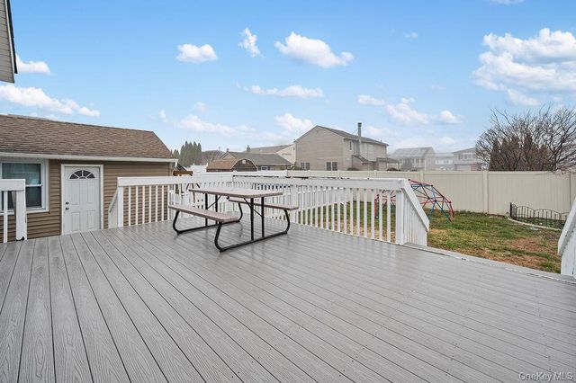 3665 Ionia Street, Seaford, NY 11783