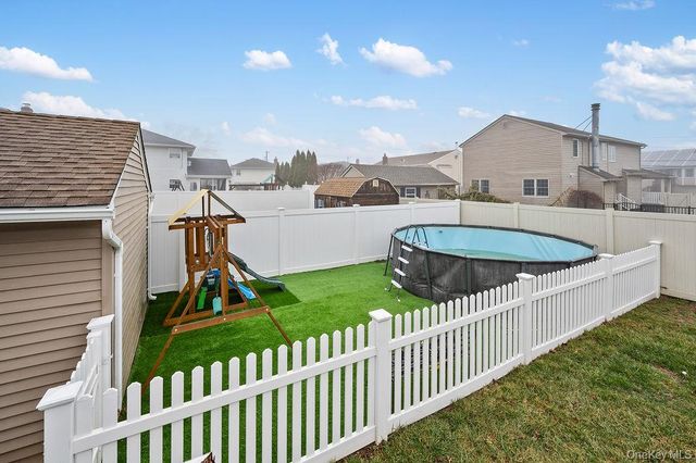 3665 Ionia Street, Seaford, NY 11783