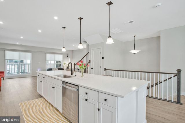 164 LAWNDALE DR, Bowie, MD 20716