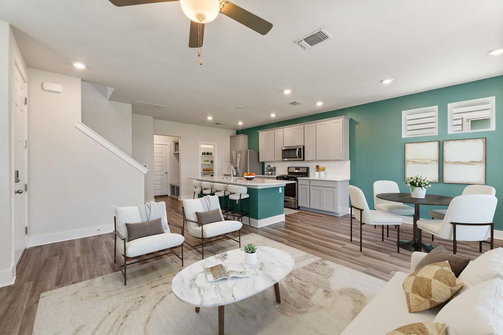 7103 Travertine Spring DR 6, Austin, TX 78744