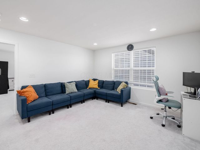 8513 Chickasaw Way, Plain City, OH 43064