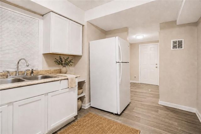 8411 Olive Street, Kansas City, MO 64132