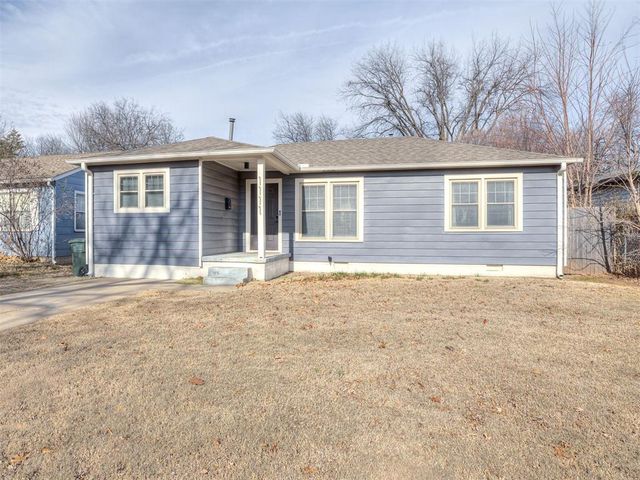 1111 W Comanche Street, Norman, OK 73069