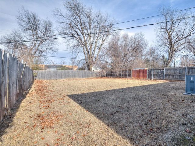 1111 W Comanche Street, Norman, OK 73069