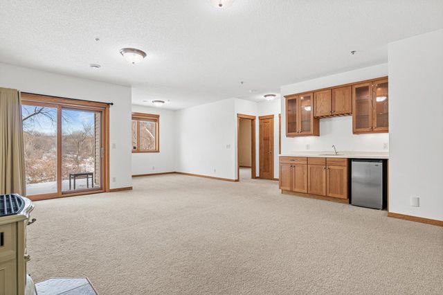 4185 Centerville Road, Vadnais Heights, MN 55127