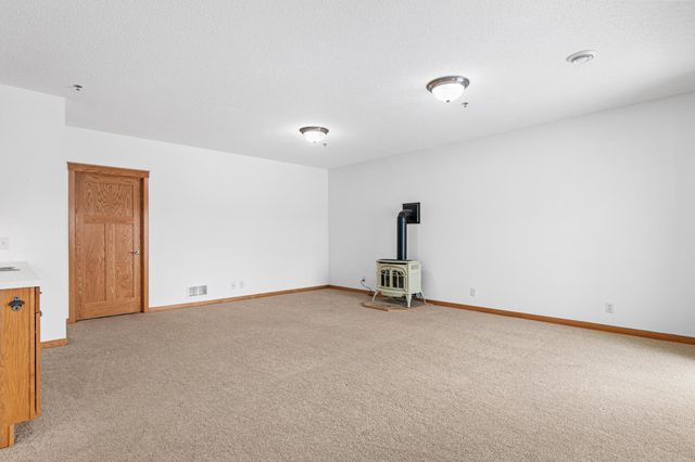 4185 Centerville Road, Vadnais Heights, MN 55127