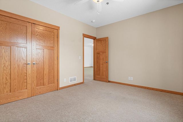 4185 Centerville Road, Vadnais Heights, MN 55127