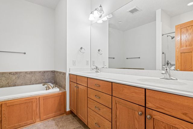 4185 Centerville Road, Vadnais Heights, MN 55127