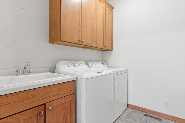 4185 Centerville Road, Vadnais Heights, MN 55127